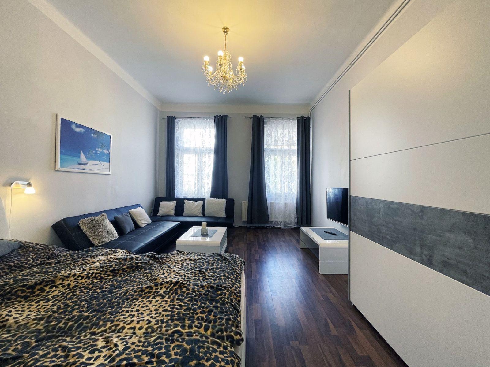 Byt 3+1 Voroněžská, Praha - Vršovice - Pronájem - Sovedel Reality